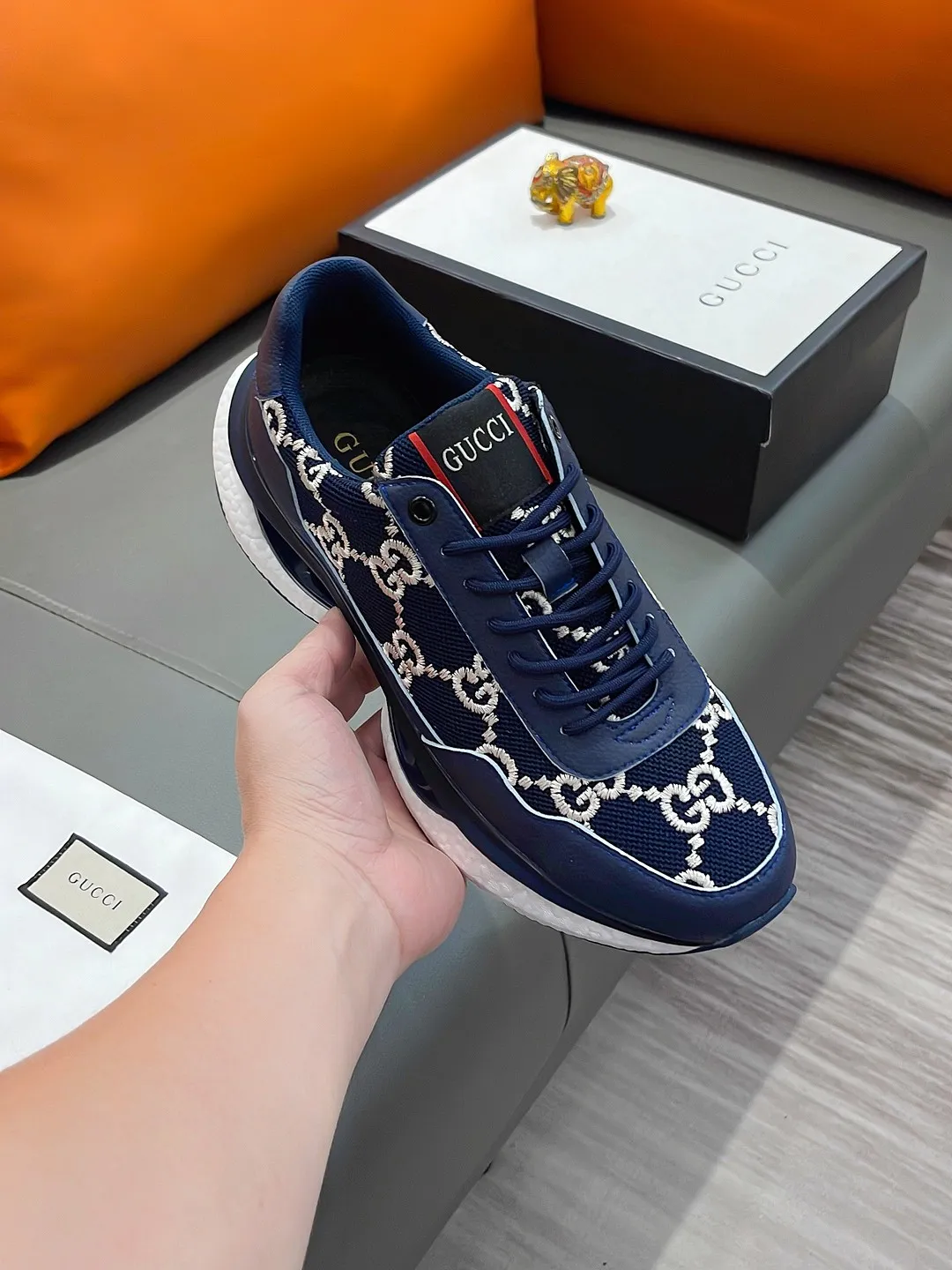 Men's shoes GUCCI "Gucci" P440 Regular size: 38-44 (casual shoes) Product materials: Selected cowhide upper, soft sheepskin lining; original outsole.